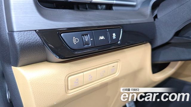 Kia Canival 2022 — photo 34