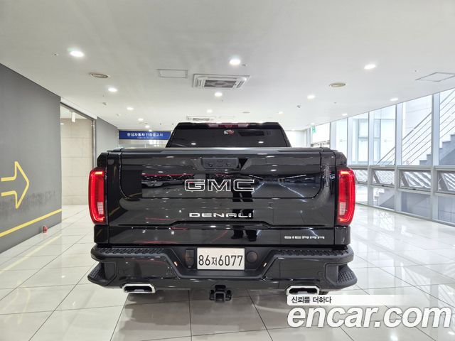 GMC Sierra 2025 — photo 4