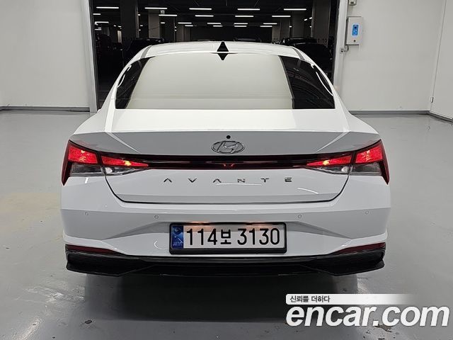 Hyundai AVANTE 2023 — photo 3