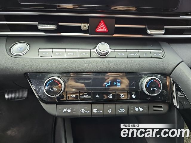 Hyundai AVANTE 2023 — photo 10