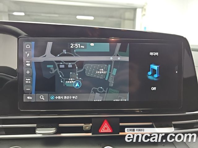 Hyundai AVANTE 2023 — photo 13