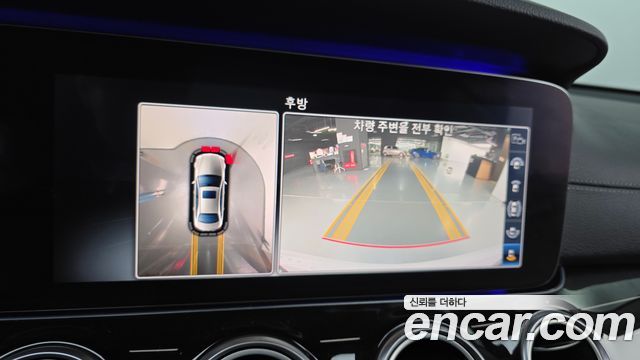 Mercedes-Benz E-Class 2019 — photo 21
