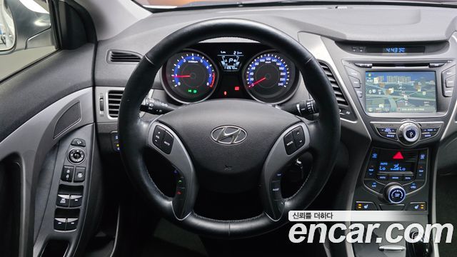Hyundai AVANTE 2015 — photo 20