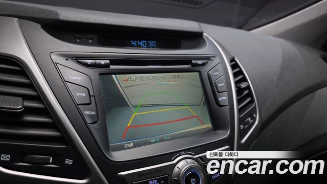Hyundai AVANTE 2015 — photo 21