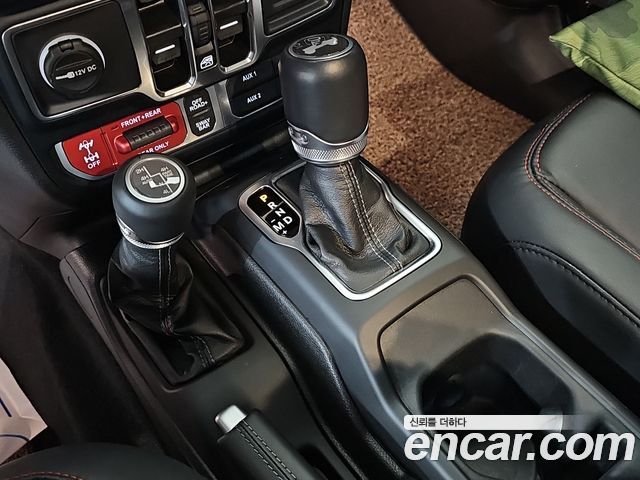 Jeep Wrangler 2024 — photo 9