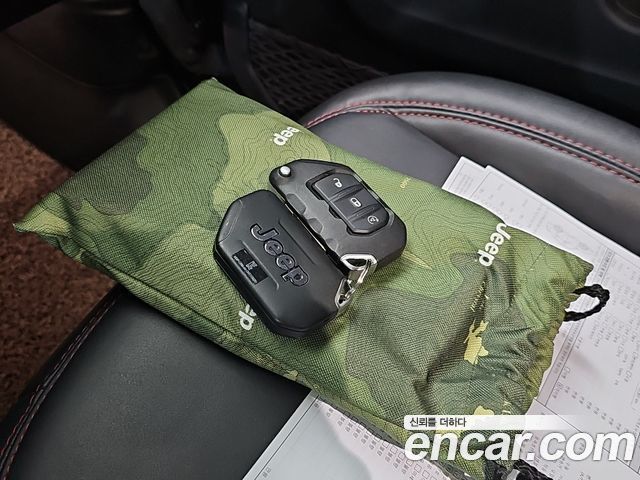 Jeep Wrangler 2024 — photo 20