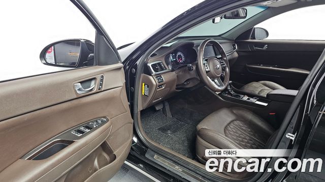 Kia K5 2019 — photo 17