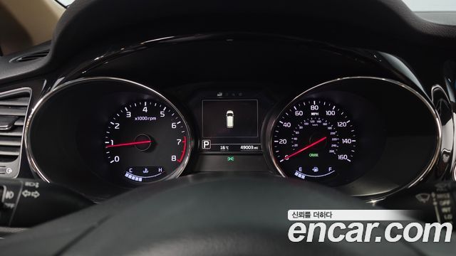 Kia Canival 2016 — photo 11