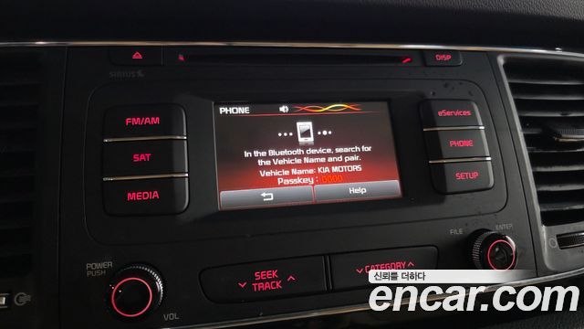 Kia Canival 2016 — photo 22