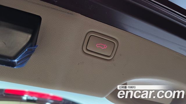Kia Canival 2016 — photo 26