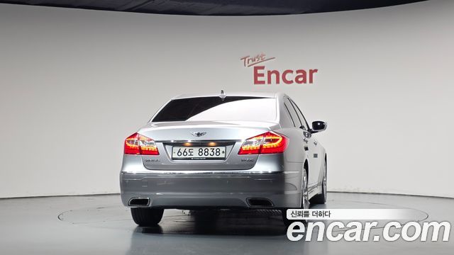 Hyundai Genesis 2012 — photo 4