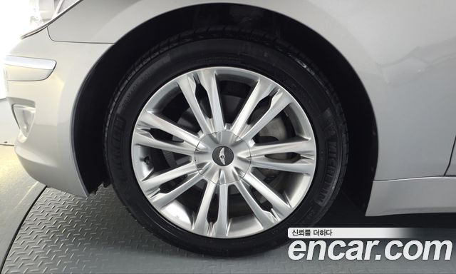 Hyundai Genesis 2012 — photo 5
