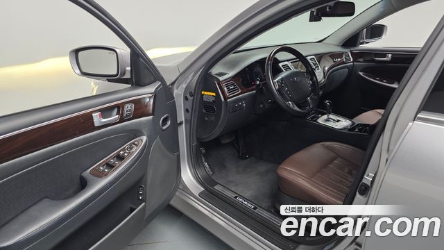 Hyundai Genesis 2012 — photo 13