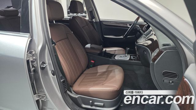 Hyundai Genesis 2012 — photo 16
