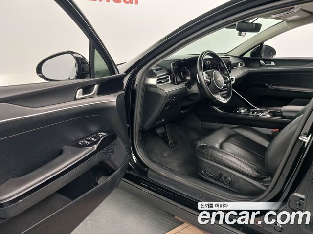 Kia K5 2023 — photo 13