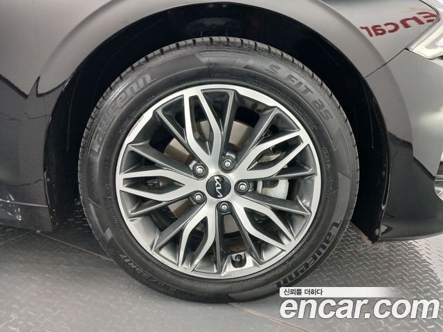 Kia K5 2023 — photo 7