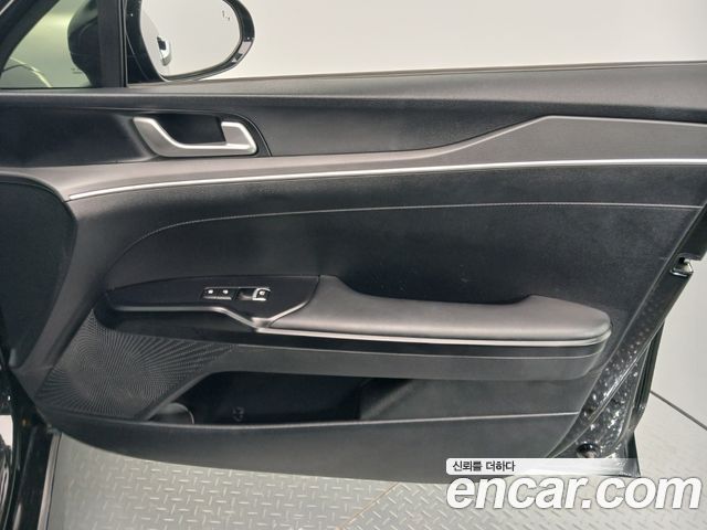 Kia K5 2023 — photo 14