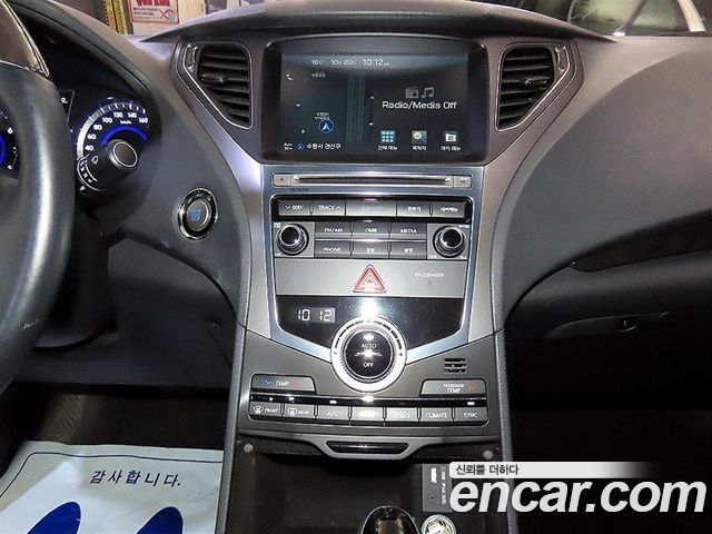 Hyundai Grandeur 2017 — photo 11