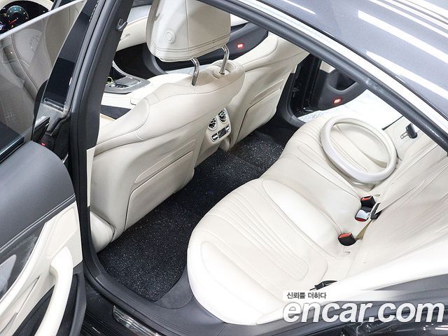 Mercedes-Benz CLS-Class 2022 — photo 9