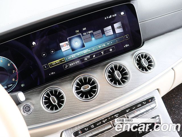 Mercedes-Benz CLS-Class 2022 — photo 10