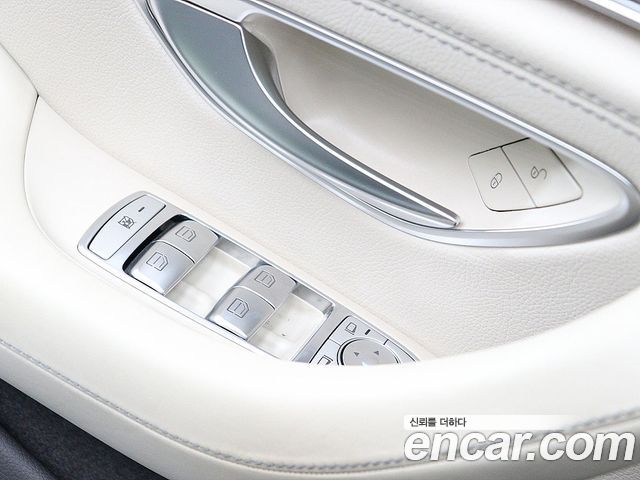 Mercedes-Benz CLS-Class 2022 — photo 15