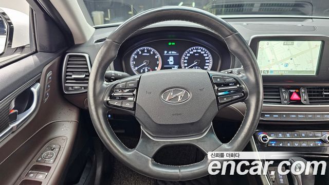 Hyundai Grandeur 2018 — photo 19