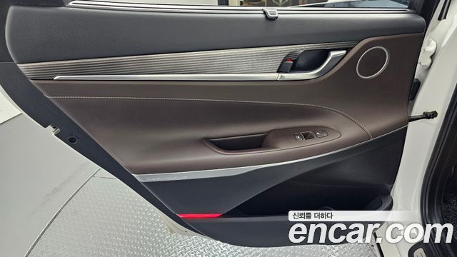 Hyundai Grandeur 2018 — photo 15