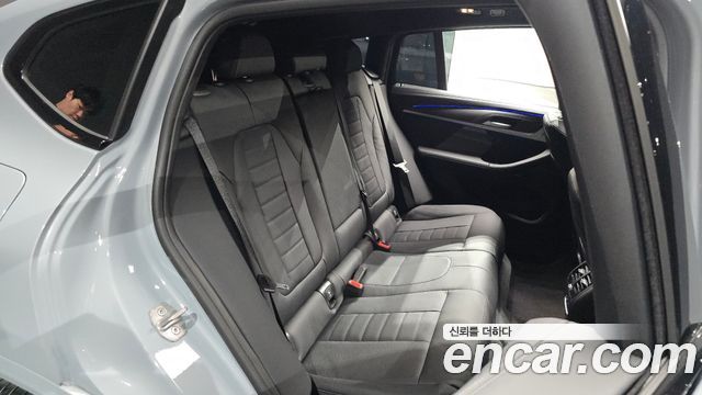 BMW X4 2025 — photo 17