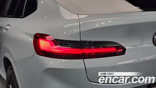BMW X4 2025 — photo 9