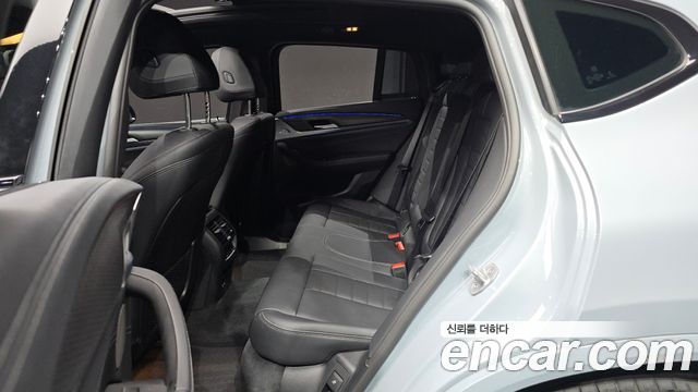 BMW X4 2025 — photo 16