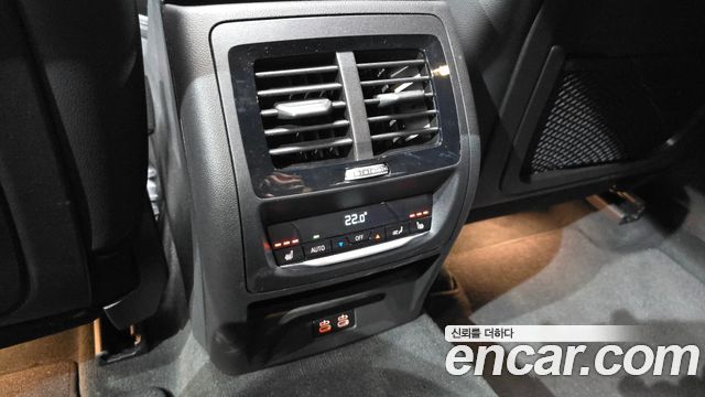 BMW X4 2025 — photo 37