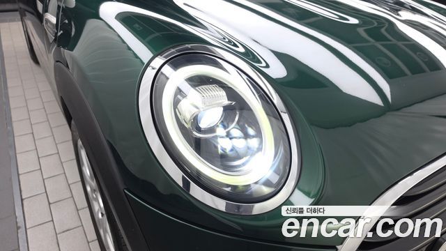 Mini Cooper 2019 — photo 8
