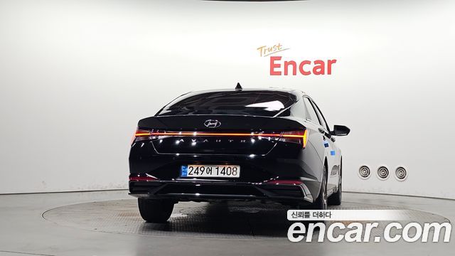 Hyundai AVANTE 2022 — photo 4