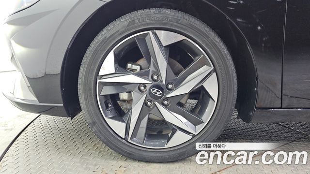 Hyundai AVANTE 2022 — photo 5