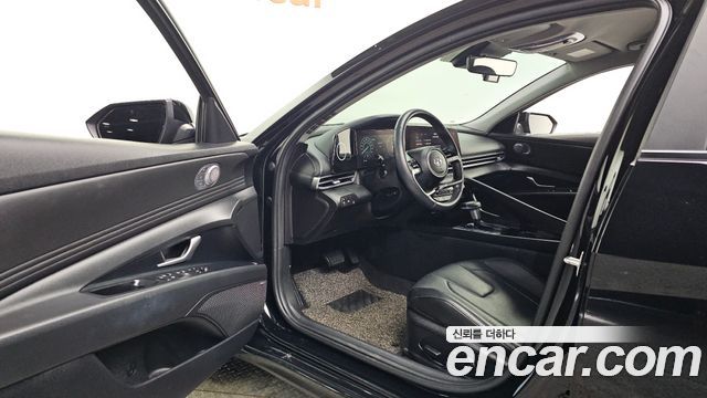 Hyundai AVANTE 2022 — photo 13