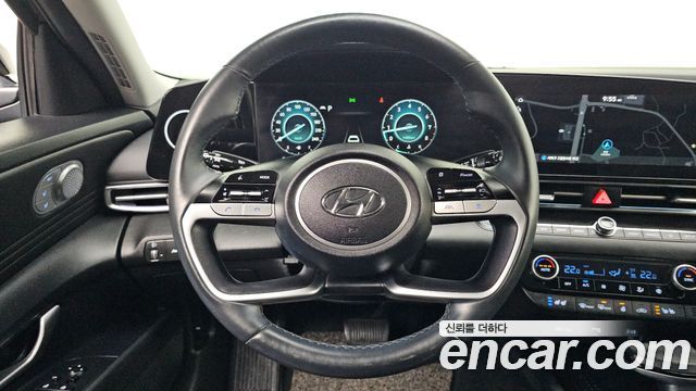 Hyundai AVANTE 2022 — photo 24