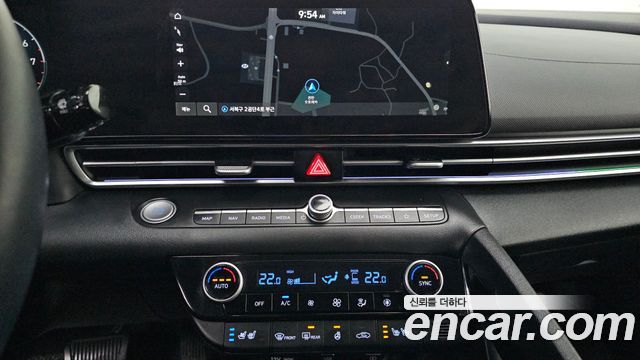 Hyundai AVANTE 2022 — photo 25