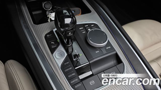 BMW Z4 2020 — photo 12