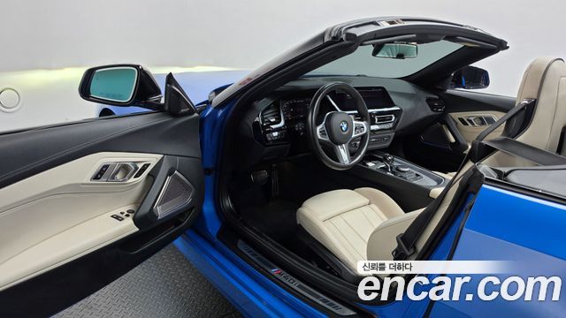 BMW Z4 2020 — photo 13