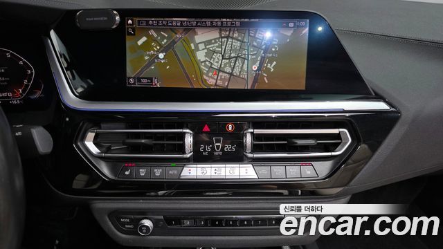 BMW Z4 2020 — photo 17