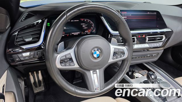 BMW Z4 2020 — photo 18