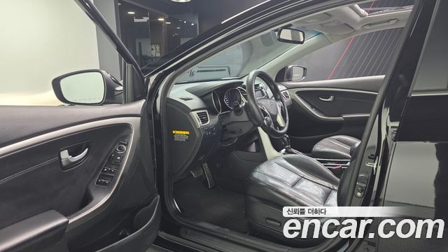 Hyundai i30 2012 — photo 10
