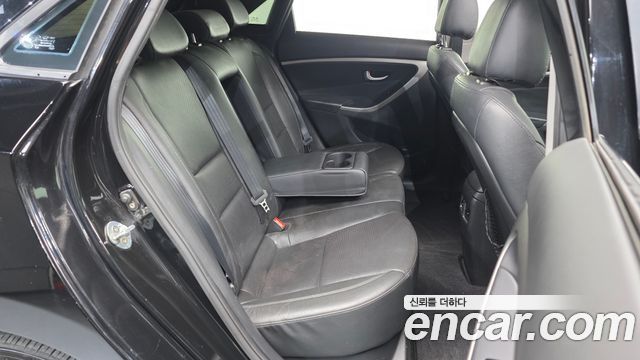 Hyundai i30 2012 — photo 12