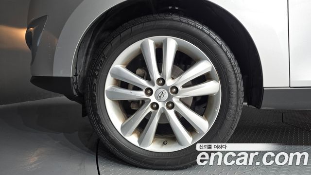 Hyundai Tucson 2011 — photo 5