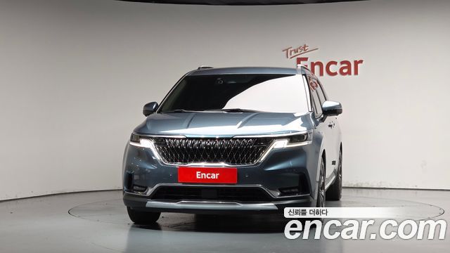 Kia Canival 2021 — photo 3