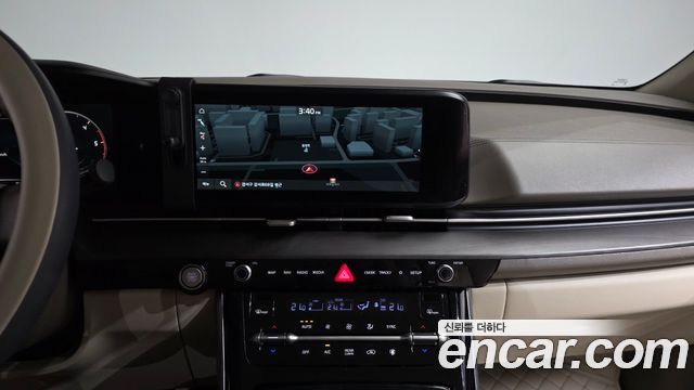 Kia Canival 2021 — photo 20