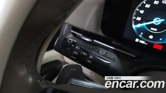 Kia Canival 2021 — photo 35