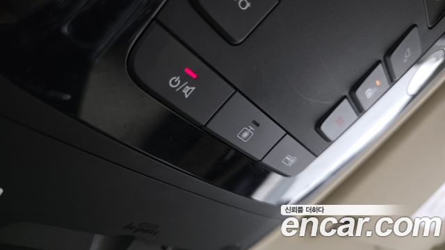 Kia Canival 2021 — photo 43