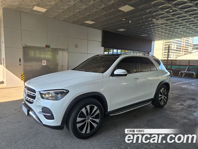 Mercedes-Benz GLE-Class 2025 — photo 1