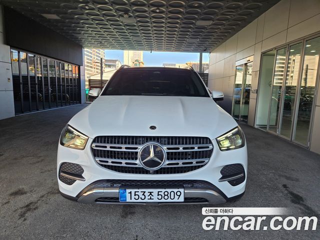 Mercedes-Benz GLE-Class 2025 — photo 2